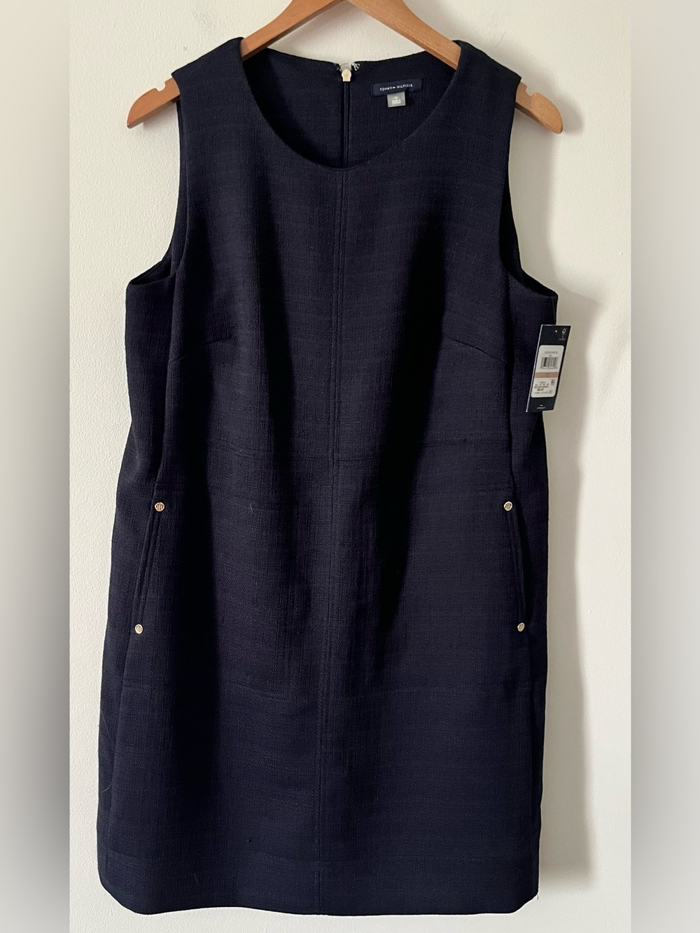 Tommy Hilfiger NWT Navy Classic Textured Sleeveless Sheath Dress 12